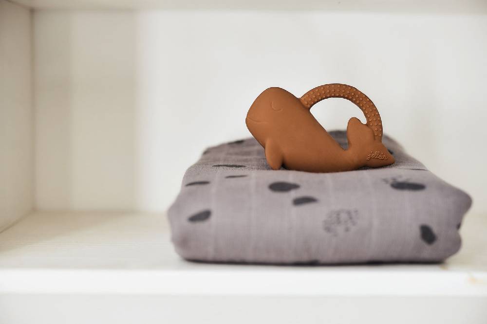 Jollein Beißring aus Naturkautschuk Whale Caramel Nur für heute