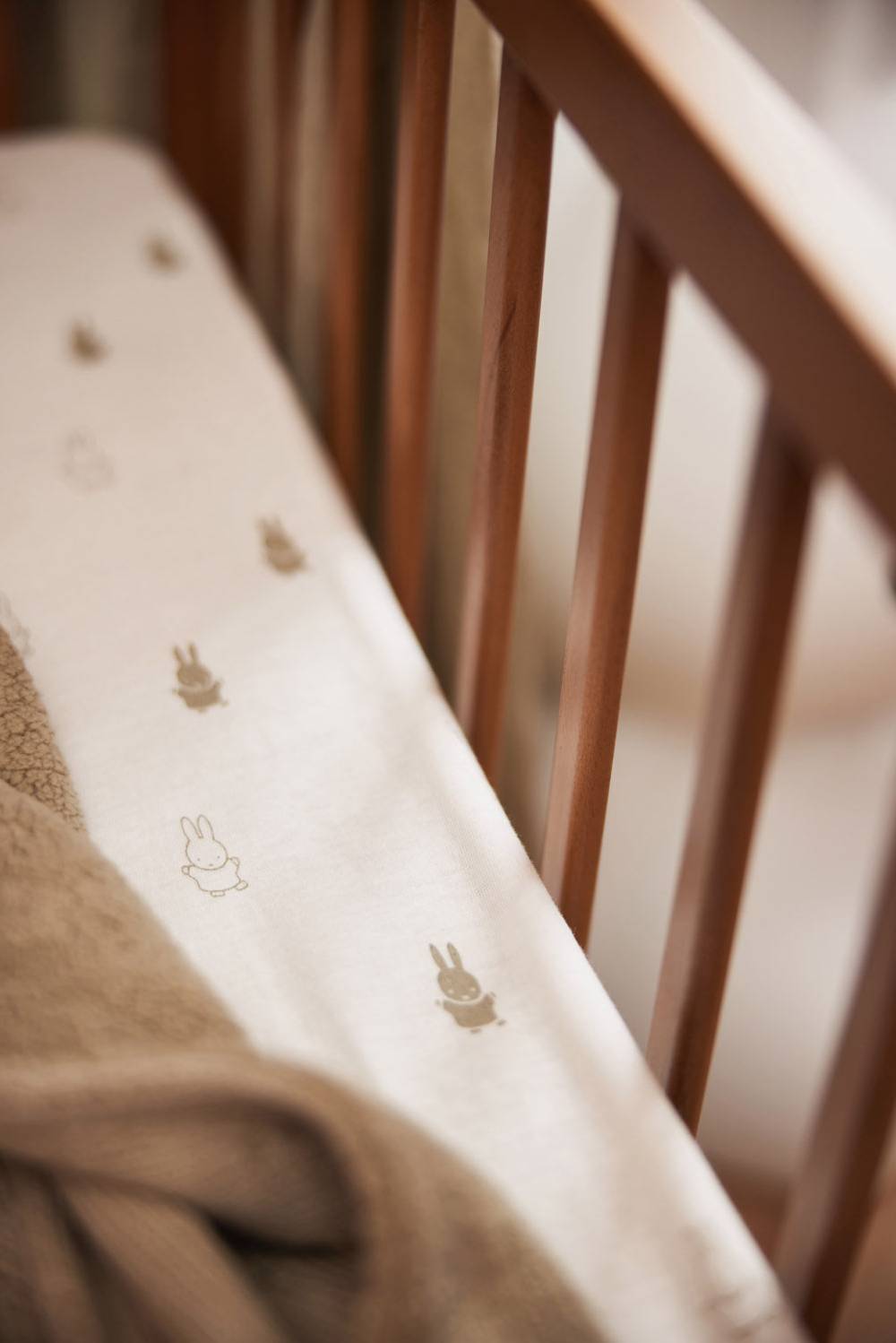 Jollein Spannbettlaken Jersey 40/50x80/90cm Happy Miffy Olive Green Fabrikladen