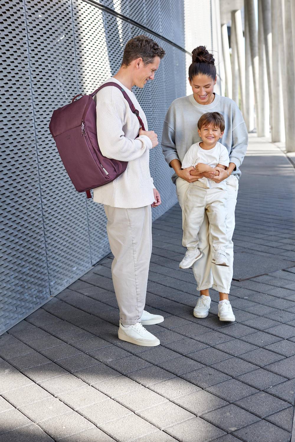 Lässig Wickelrucksack - Slender Up Backpack, Tiefrot Nur noch ein Tag übrig