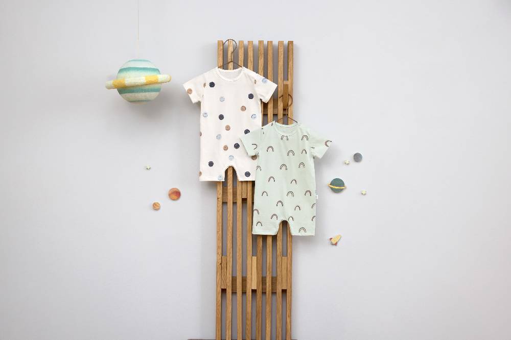 Lässig Baby Schlafoverall - Bio Baumwolle, Regenbogen, Mint Tägliche Deals