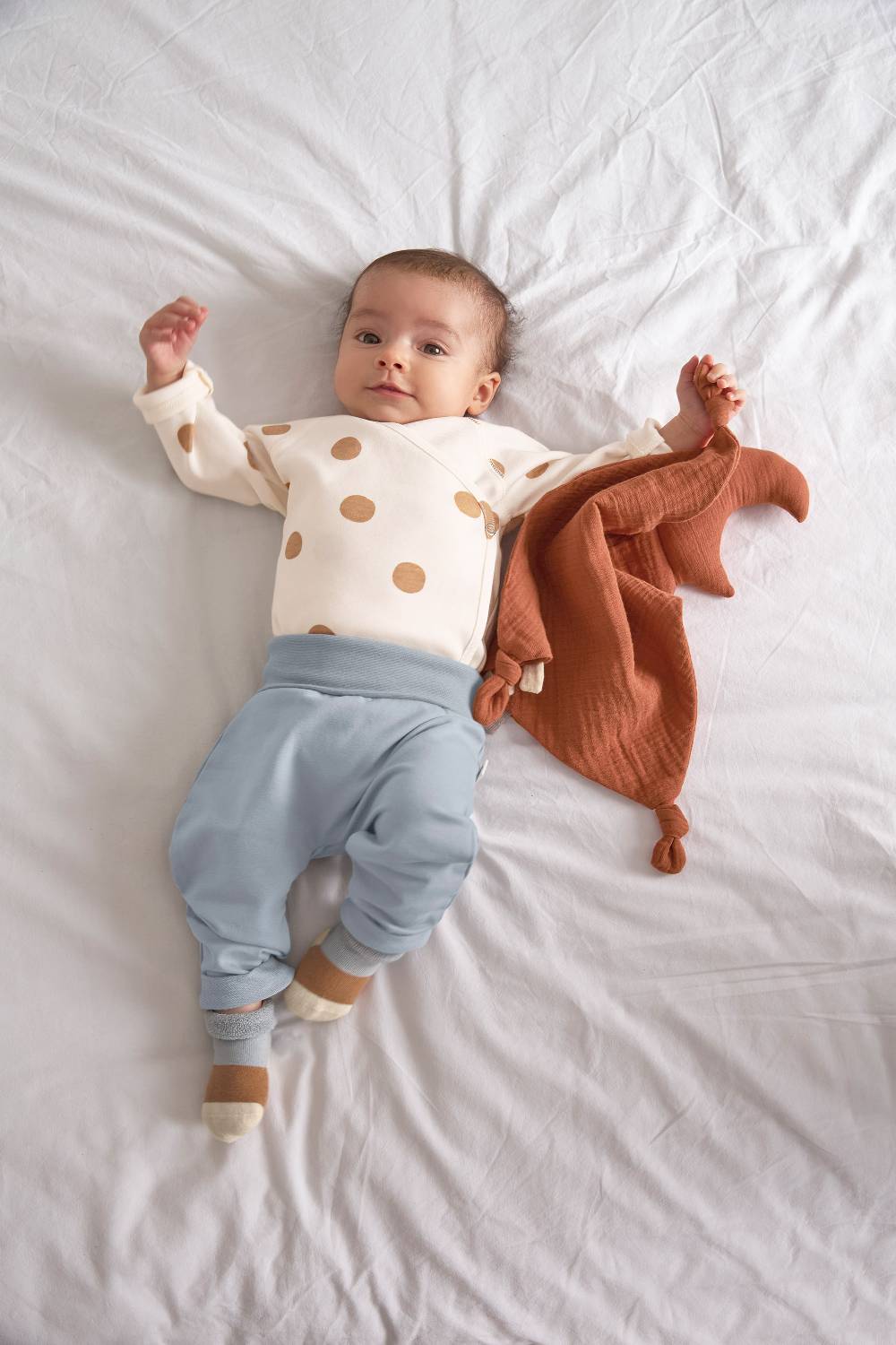 Lässig Baby Body langarm - Bio Baumwolle, Punkte, Weiß Wochenangebot