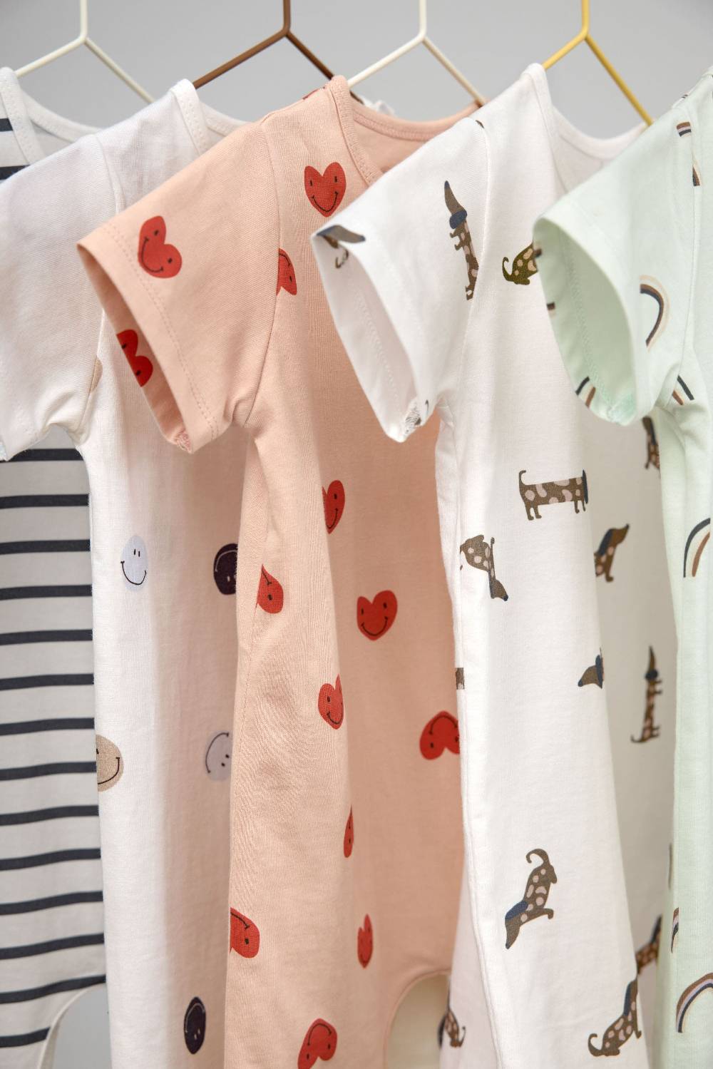 Lässig Baby Jumpsuit - Bio Baumwolle, Hund, Beige Bis zu 60% Rabatt