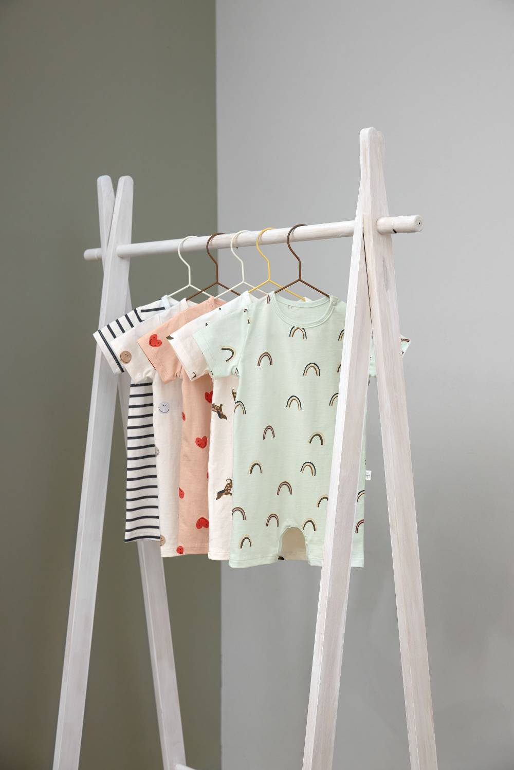 Lässig Baby Jumpsuit - Bio Baumwolle, Herzen, Rosa Bis zu 65% Rabatt