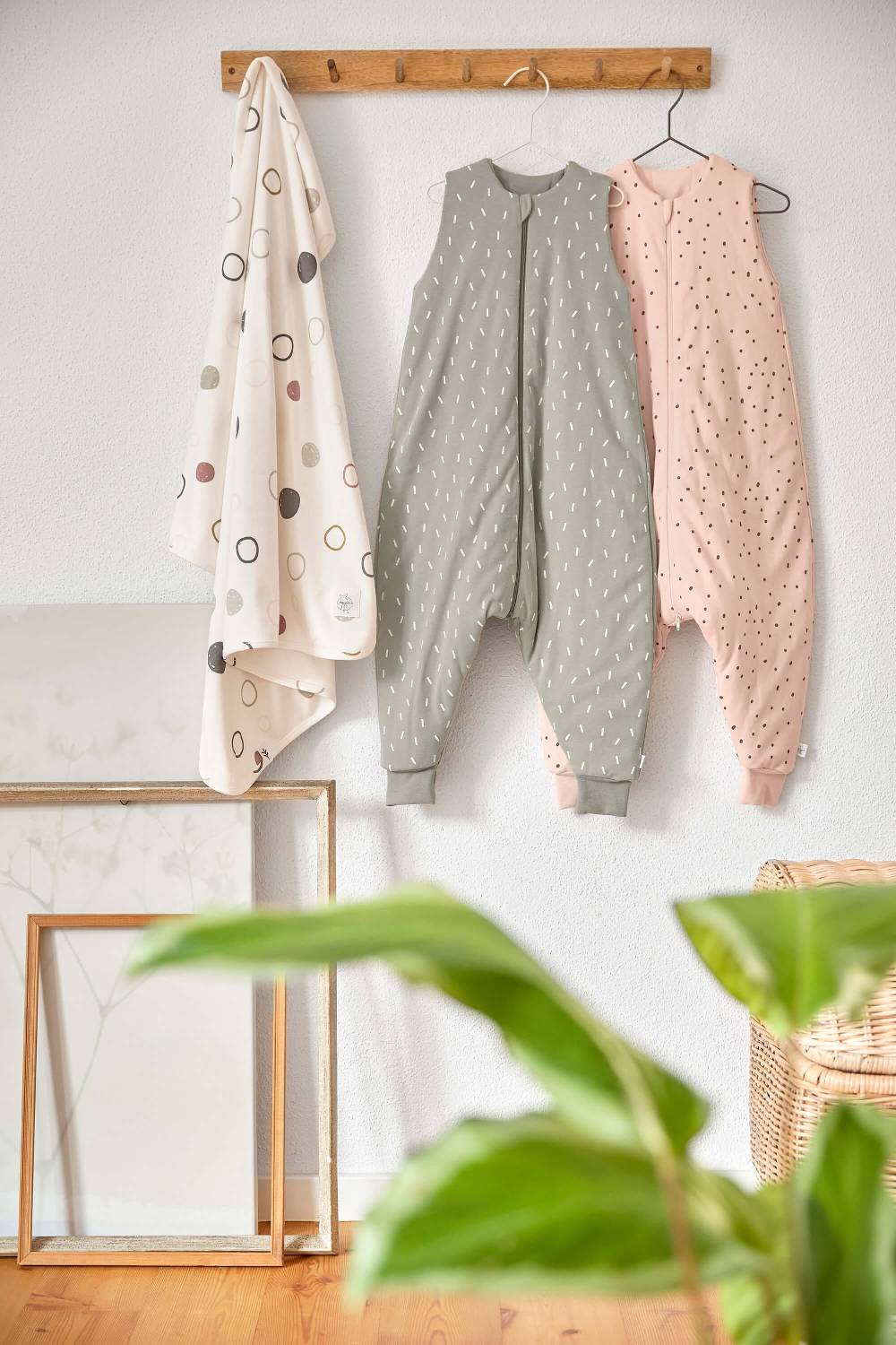 Lässig Kinder Schlafoverall 2,5 TOG, Dots, Rosa Letzte 2 Tage