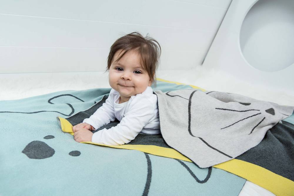 Lässig Babydecke - Bio Baumwolle, Katze 2025