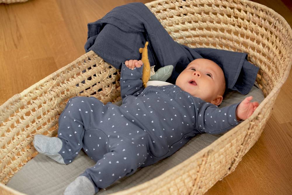 Lässig Baby Wickelshirt - Bio Baumwolle, Triangle, Blau Im Verkauf