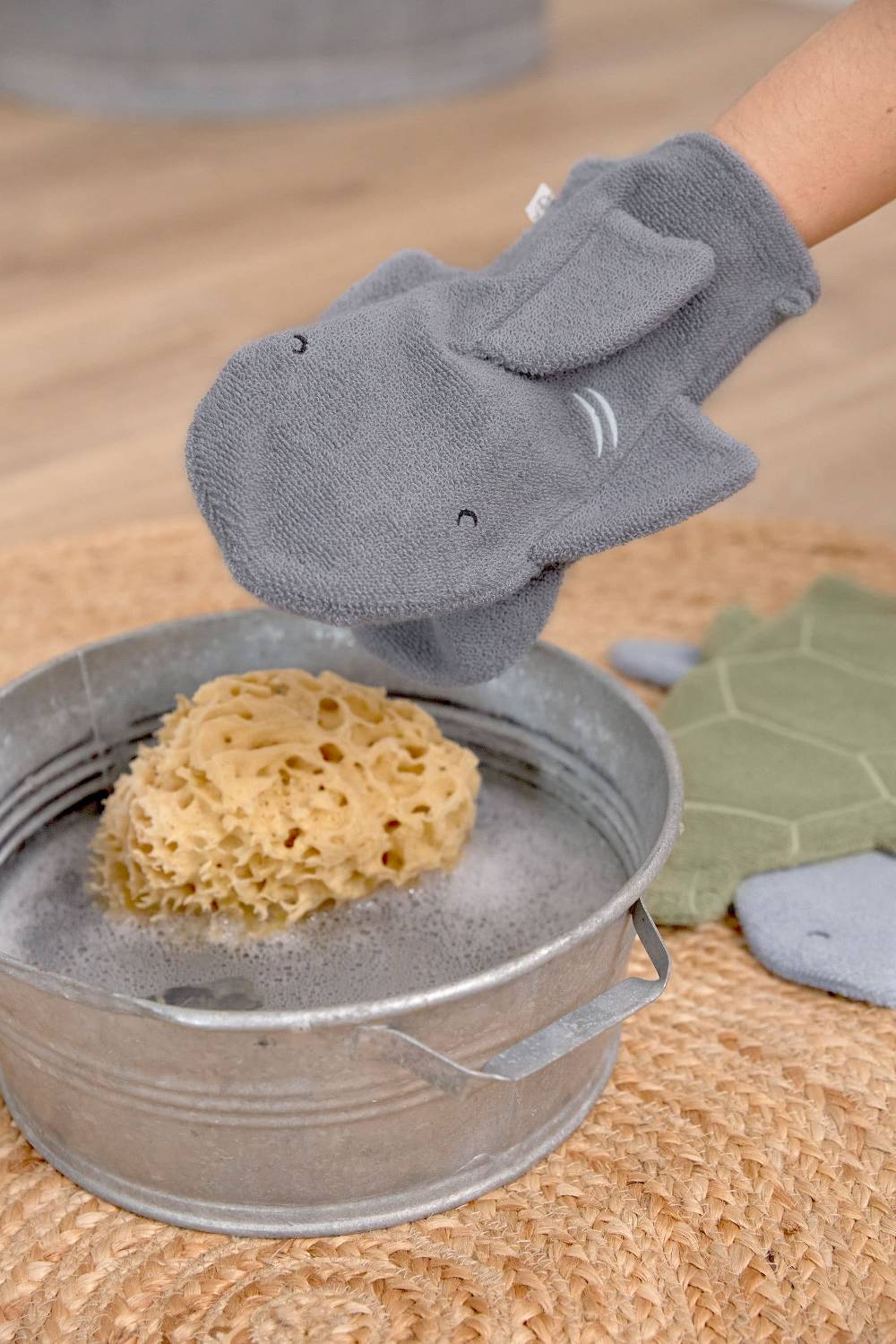 Lässig Spiel-Waschhandschuh GOTS, Hai Grau Große Rabatte