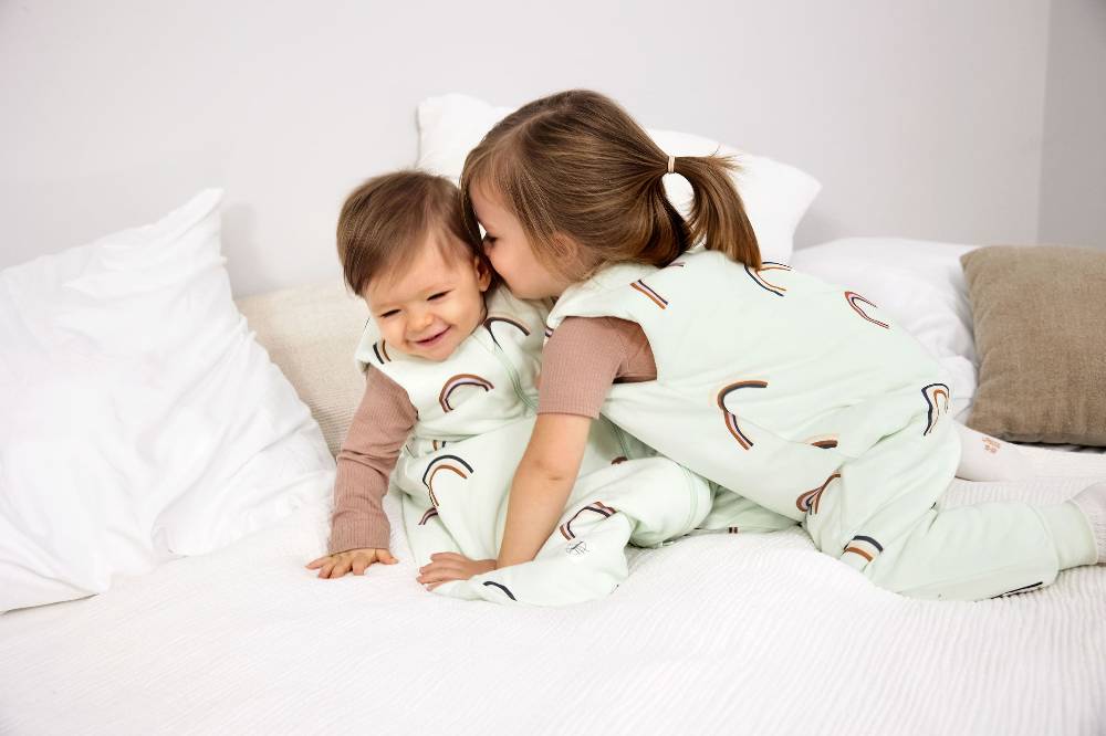 Lässig Kinder Schlafoverall 2,5 TOG - Regenbogen, Mint Zeitbegrenzte Promotion