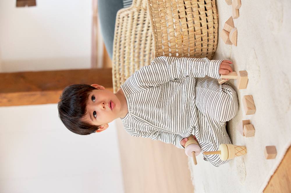 Lässig Baby Schlafanzug - Bio Baumwolle, Striped, Grau Versandkostenfrei