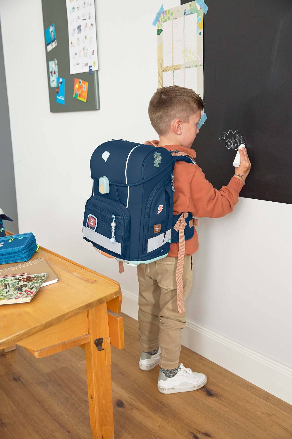 Lässig Schulranzen Set 7-teilig, Boxy Unique Navy Black Friday