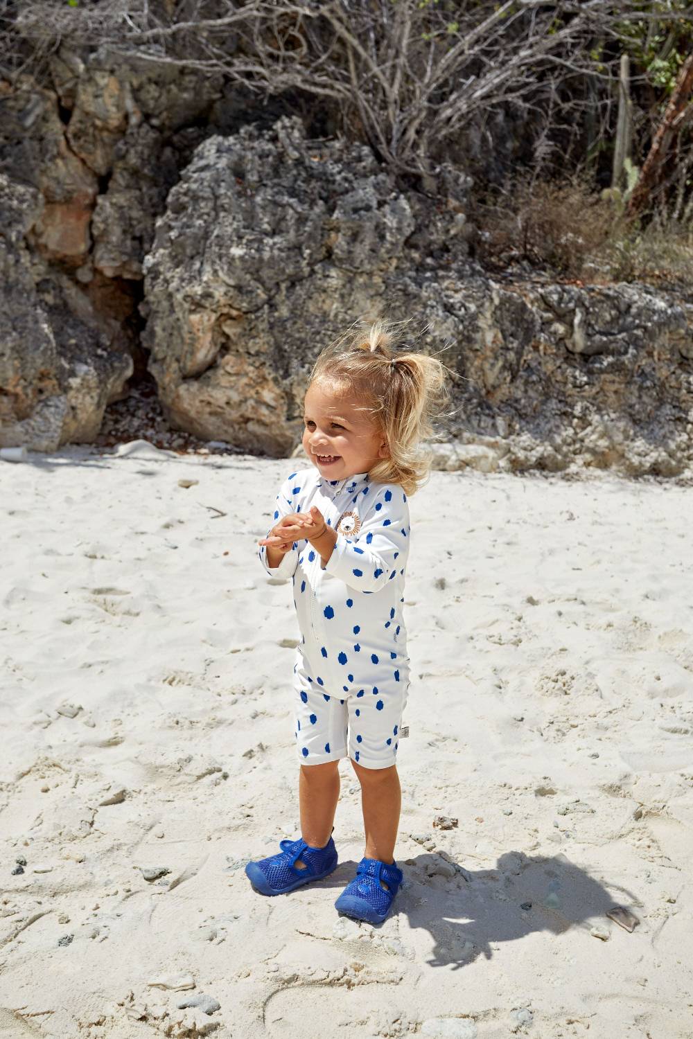Lässig Schwimmanzug Kinder Kurzarm (UV Schutz) - Punkte, Blau Weiß Tägliche Deals
