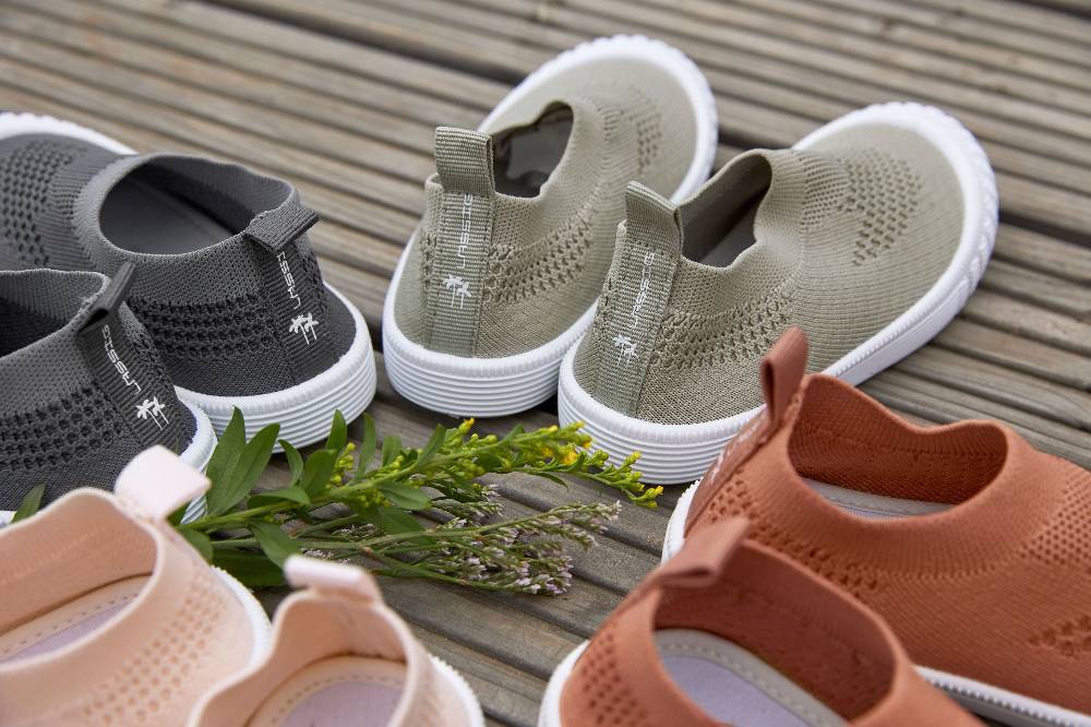 Lässig Kinderschuhe Sneaker - Little Gang, Karamell 2025