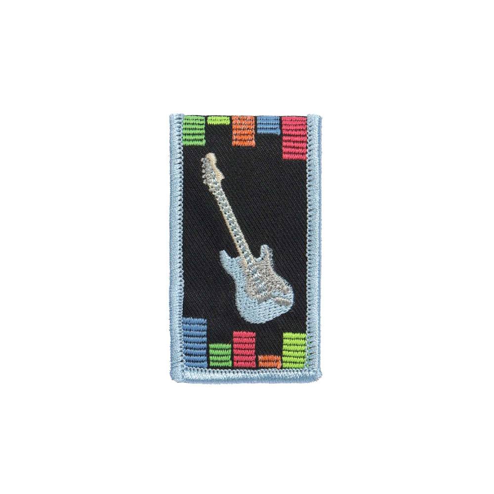 Lässig Anhänger & Patches - BOLD Match, Musik Bis zu 65% Rabatt