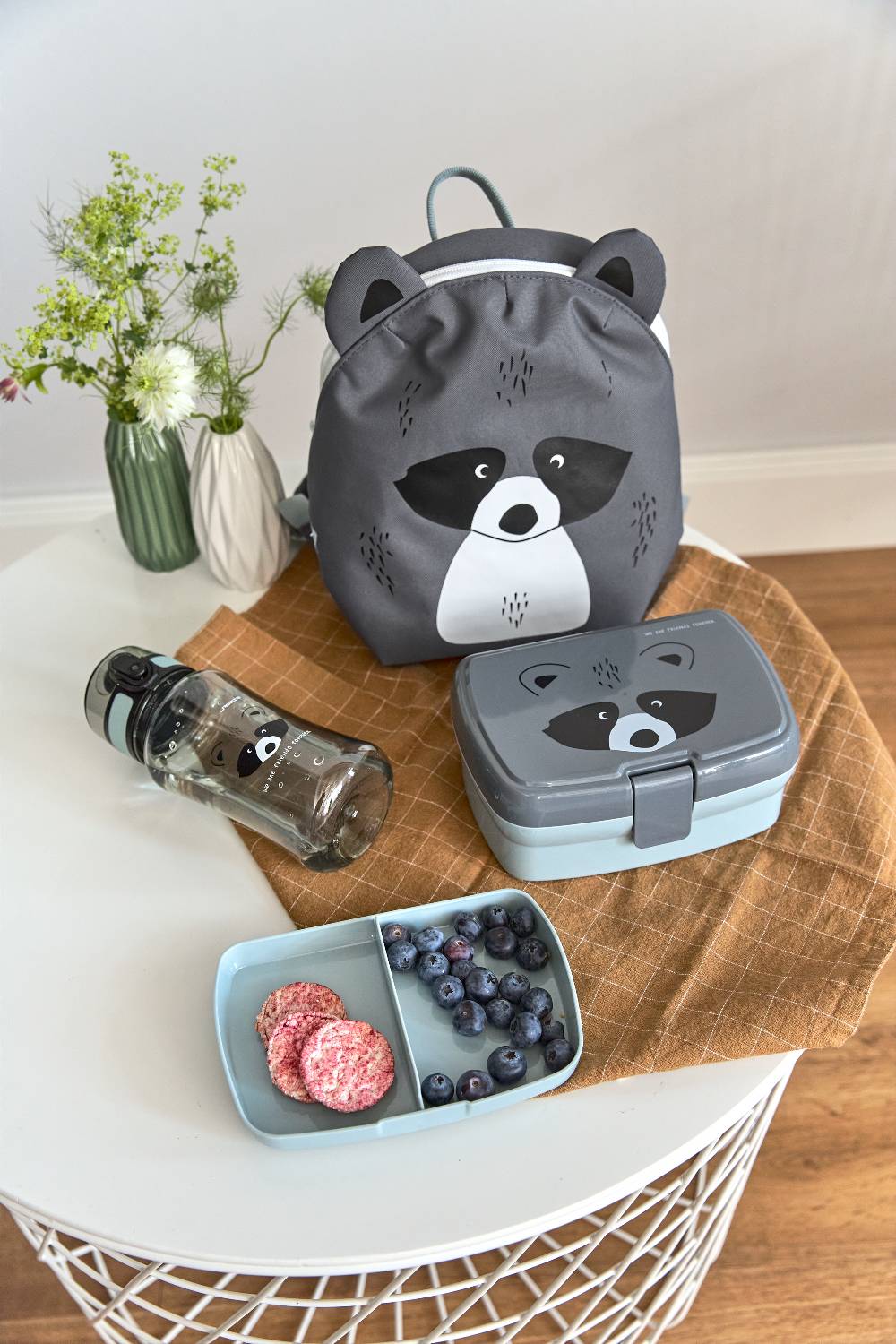 Lässig Kindergartenrucksack Tiny - Waschbär, Grau Nur für heute