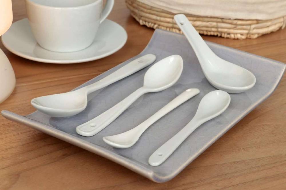purenature PureNature Beautiful Hard Porcelain Spoon - White, 20cm lenght Bis zu 50% Rabatt