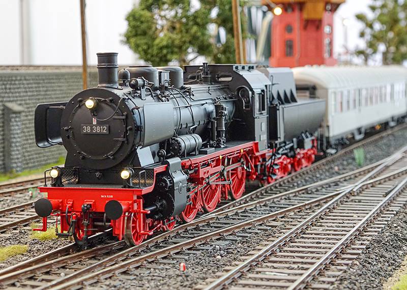 Märklin Dampflokomotive Baureihe 38 Wochenangebot
