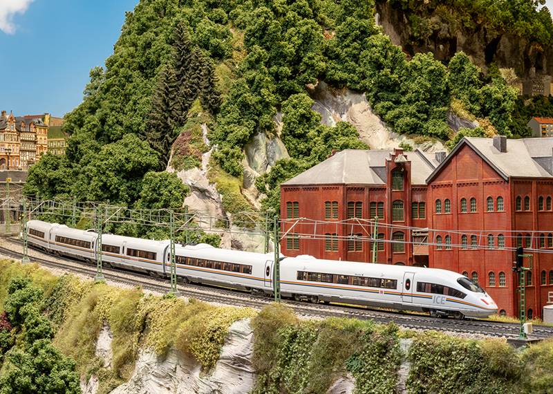 Märklin Triebwagenzug ICE 3, Baureihe 403 Begrenzt auf 3 Tage