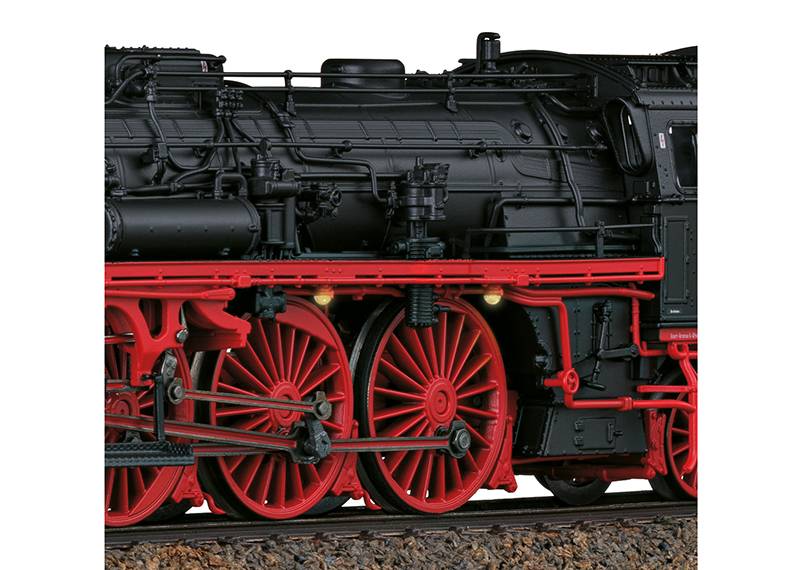 Märklin Dampflokomotive 18 323 Tiefpreis