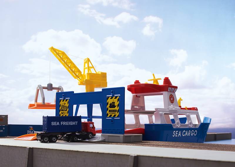 Märklin Märklin my world - Frachtschiff und Hafenkran Nur für heute