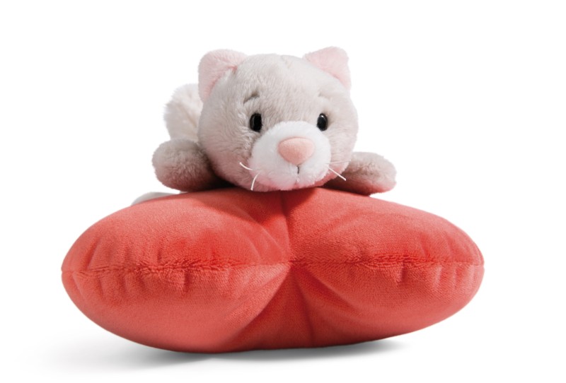 NICI Kuscheltier Love Katze auf Herz liegend NICI GREEN Sonderangebot