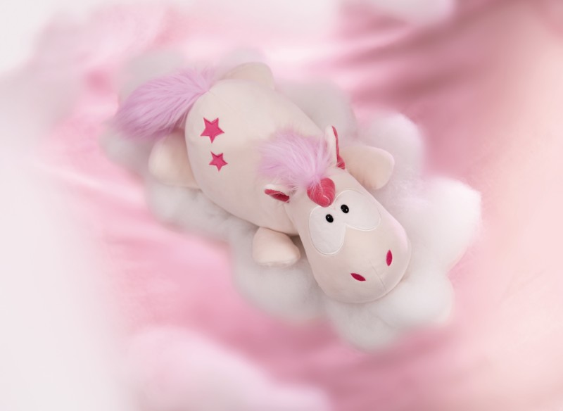 NICI Liegendes Kuscheltier Einhorn Theodor soft Auslauf