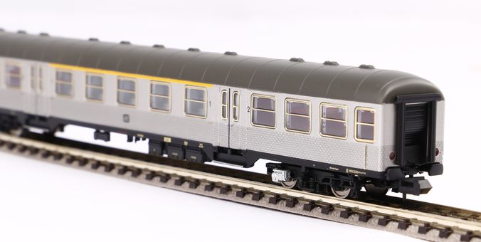 Piko N Personenwagen Silberling 1./2. Klasse DB III Artikelnummer: 40641 Speichern exportieren