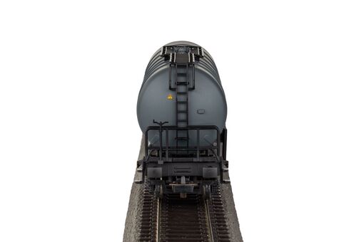 Piko Knickkesselwagen Esso SNCB V Artikelnummer: 24603 Kauf eins, bekomm eins gratis