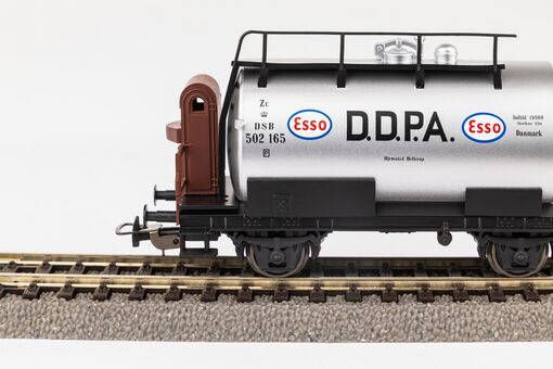 Piko Kesselwagen Esso DSB III Artikelnummer: 27715 Kostenloser Versand international