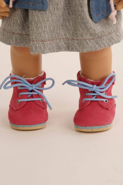 Schildkröt Manufaktur Puppe Müller-Wichtel Lotta 30 cm blonde Haare, Kleidung grau/rot/blau Fabrik Onlineshop