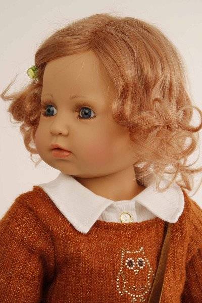 Schildkröt Manufaktur Puppe Anna-Maria 70 cm stehend von Brigitte Paetsch braune Haare, Kleidung rose/rot/weiss Fabrikpreis