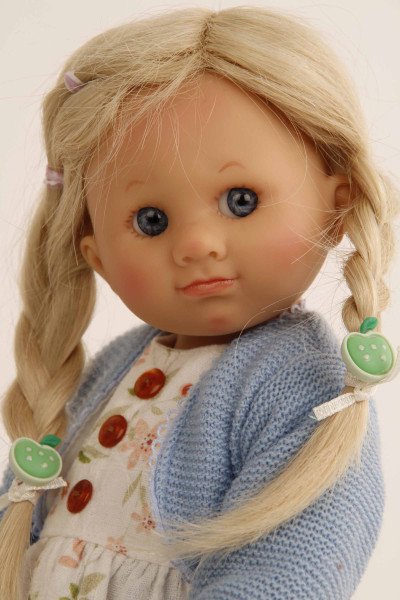 Schildkröt Manufaktur Puppe Müller-Wichtel Pia 30 cm blonde Haare, Blumenkleidung Online Outlet