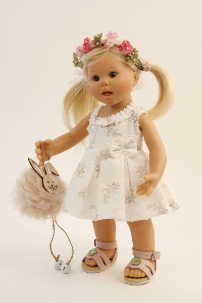 Schildkröt Manufaktur Puppe Müller-Wichtel Emma 30 cm blonde Haare, Kleidung festlich Jubiläumsangebot