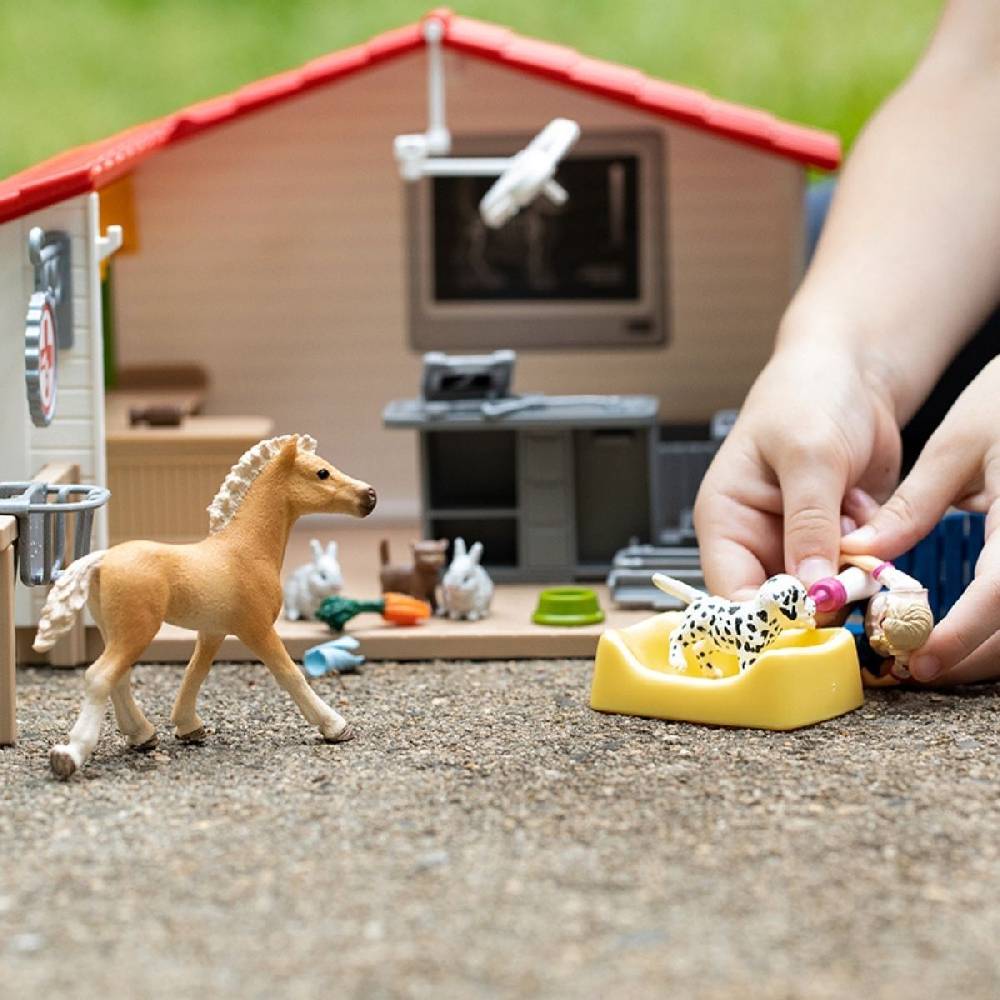 Schleich Tierarzt-Praxis mit Haustieren Nur für heute