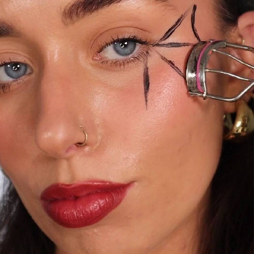 Strong Cosmetics Halloween-Bundle Speichern exportieren
