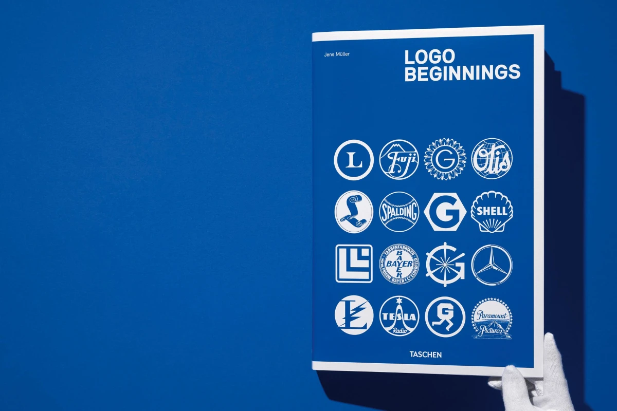 TASCHEN Logo Beginnings Saisonschlussverkauf