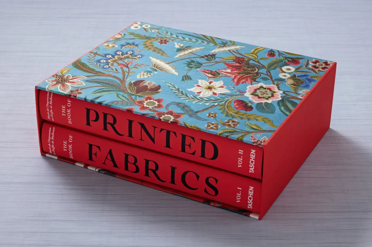 TASCHEN The Book of Printed Fabrics. From the 16th century until today Cyber Monday